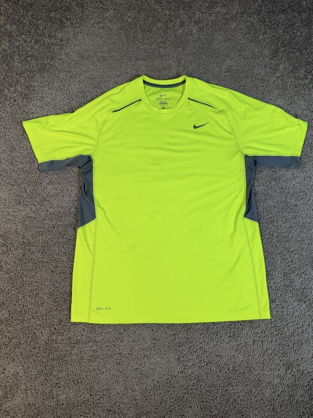 Nike Shirt Mens L Yellow DRI-FIT Logo Crew Neck Polyester Moisture Wicking